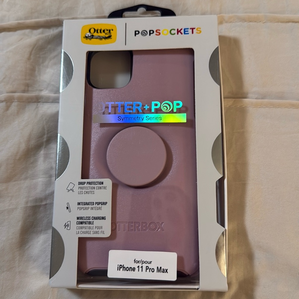 Brand New Otter+Pop Symmetry case for a IPhone 11 Pro Max